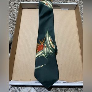 The Gentry Shop Green Flower Mens tie